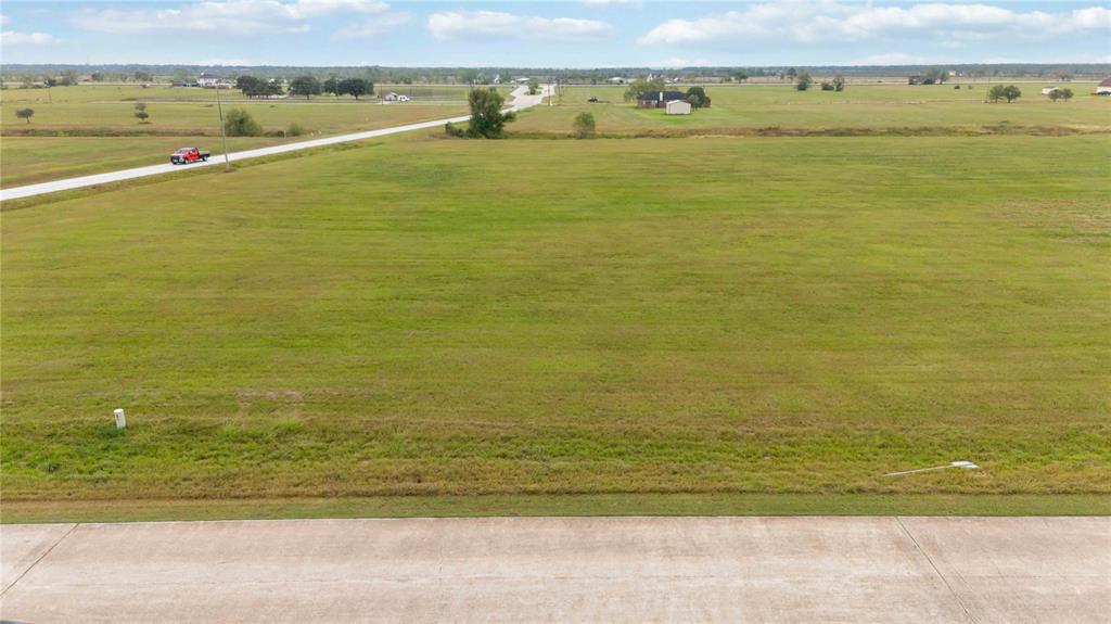 441 Buffalo Trail, Angleton, Texas image 4