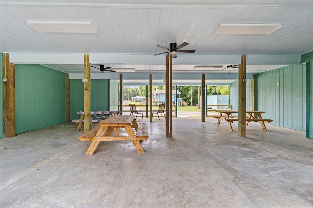 14 Marina Point