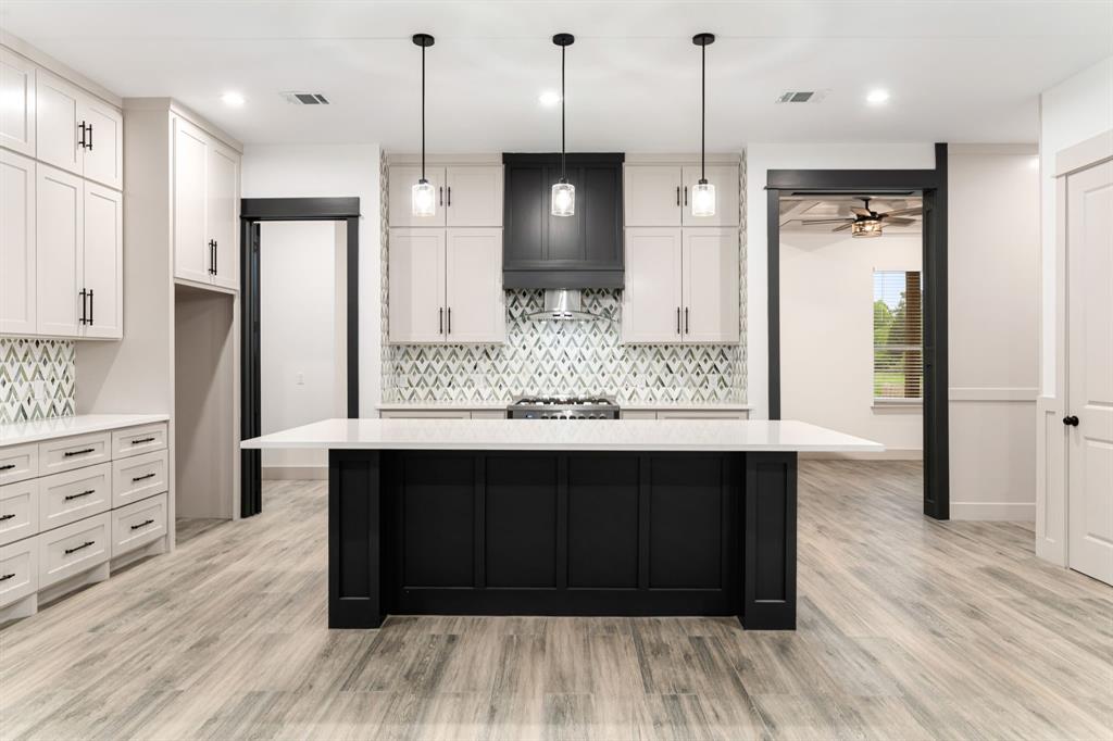 517 Moore Street, Tomball, Texas image 12