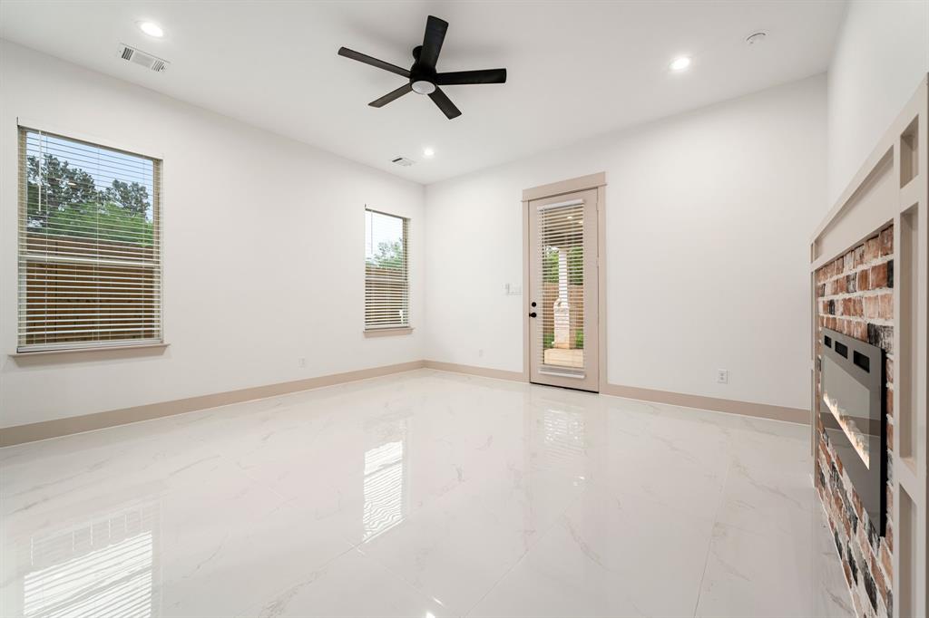 517 Moore Street, Tomball, Texas image 22