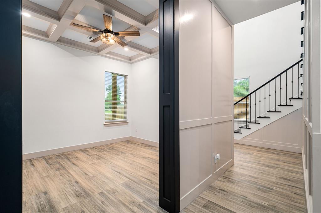 517 Moore Street, Tomball, Texas image 8