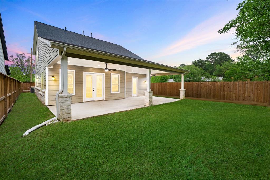 517 Moore Street, Tomball, Texas image 2