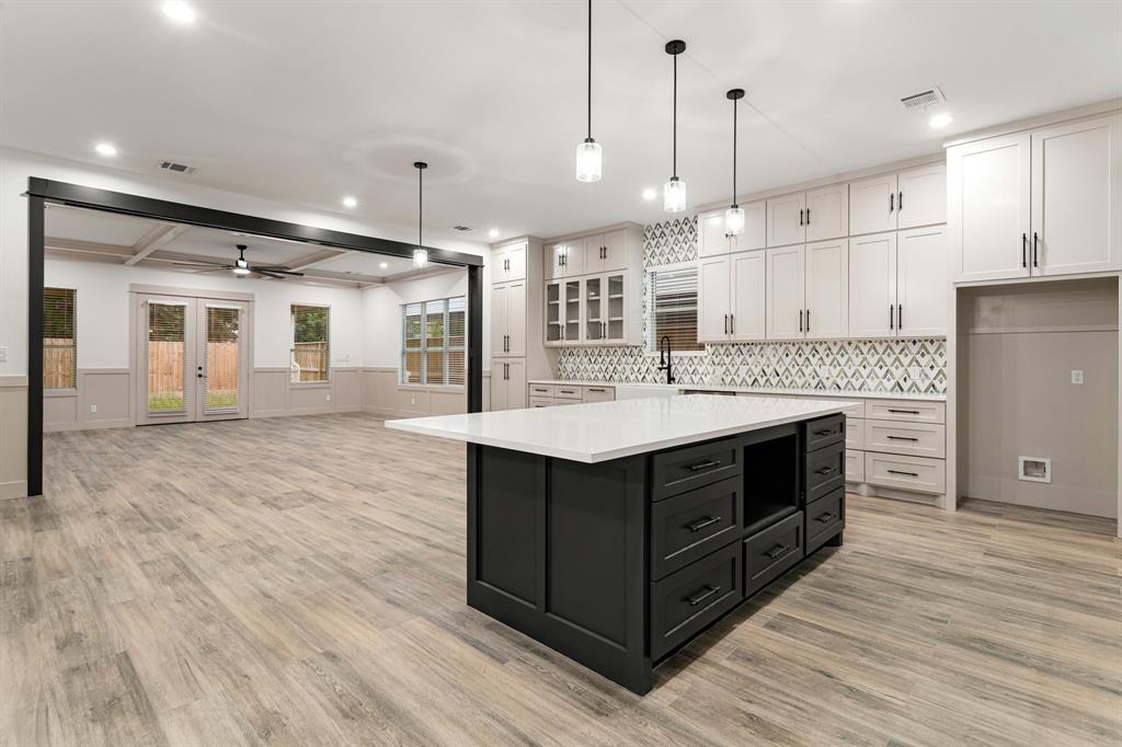 517 Moore Street, Tomball, Texas image 13