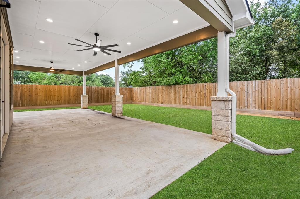 517 Moore Street, Tomball, Texas image 41