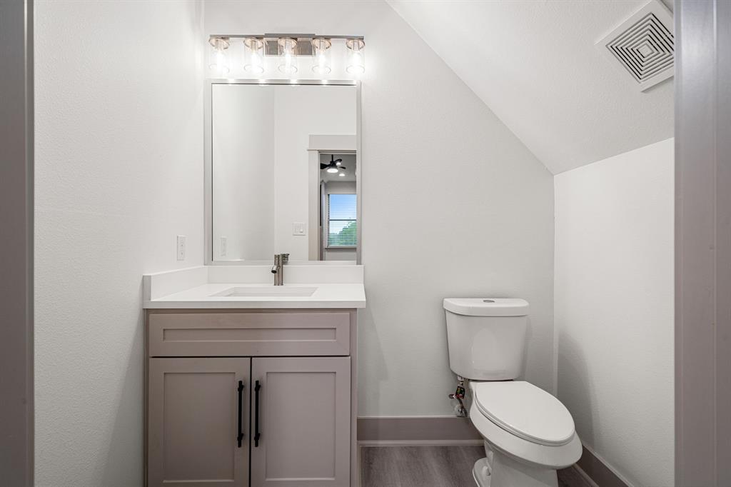 517 Moore Street, Tomball, Texas image 32