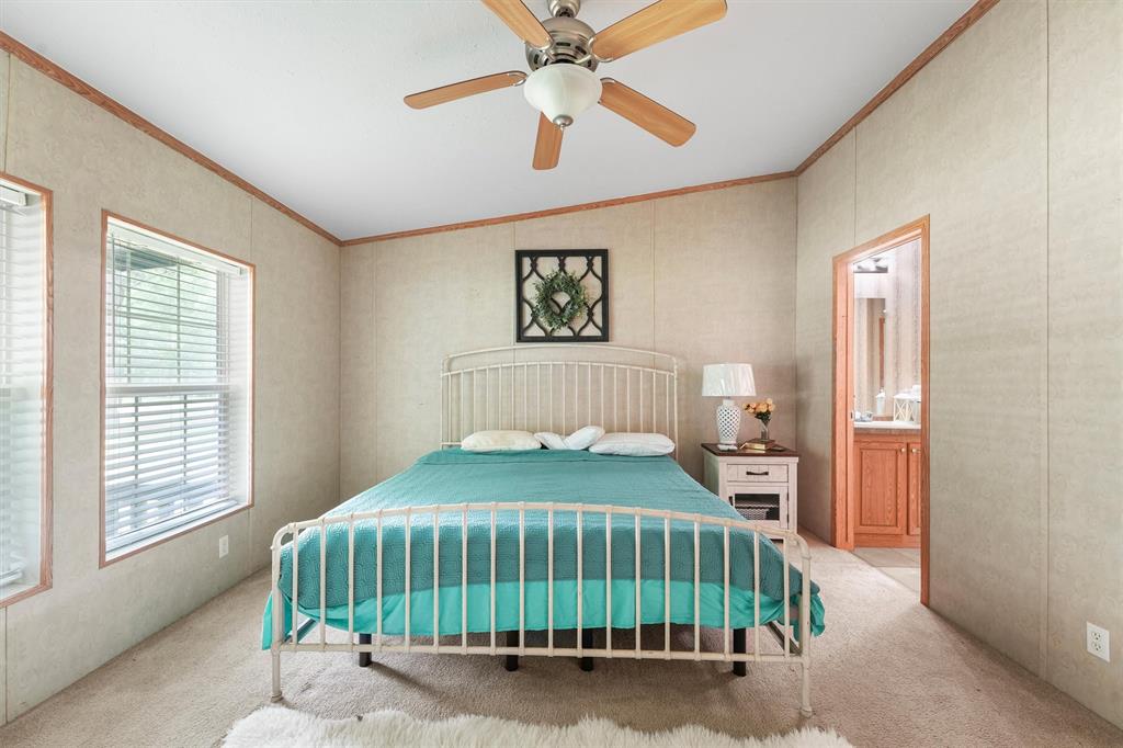 139 E Old Field Drive, Huffman, Texas image 15