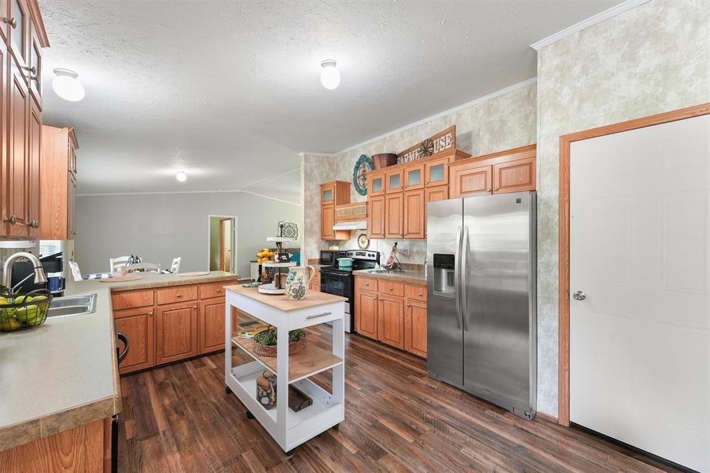139 E Old Field Drive, Huffman, Texas image 11