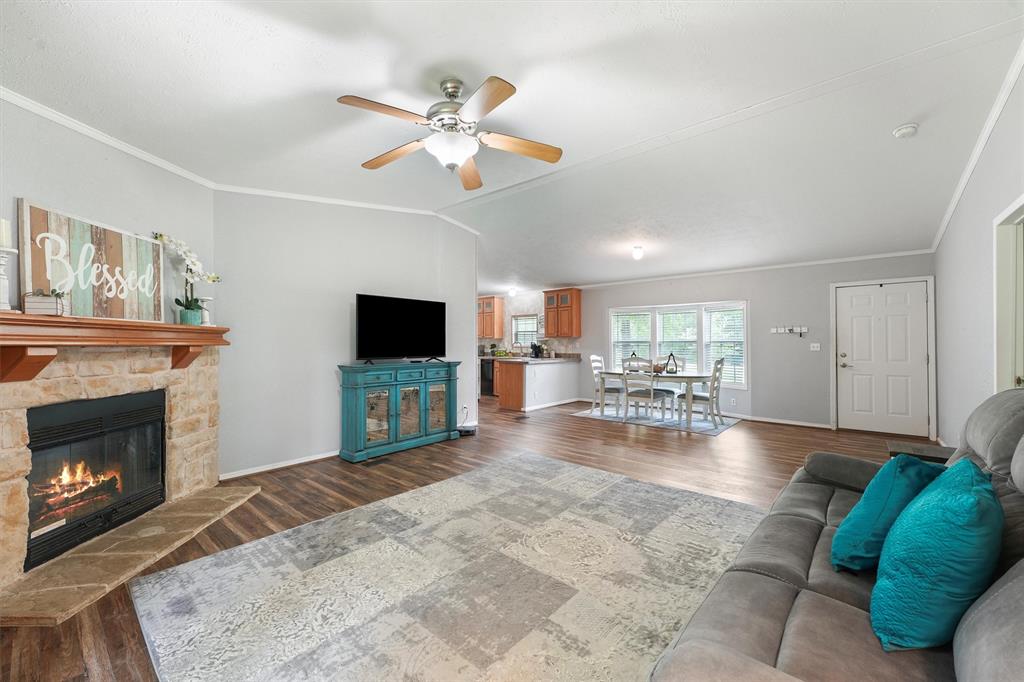 139 E Old Field Drive, Huffman, Texas image 7
