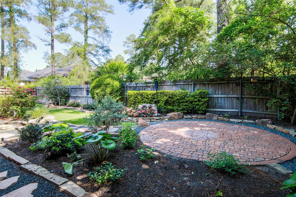 110 Wick Willow Drive, Montgomery, Texas image 7