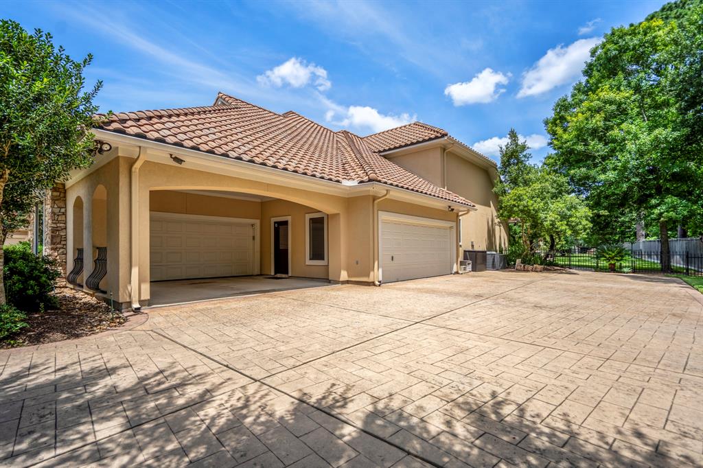 102 Lake Sterling Gate Drive