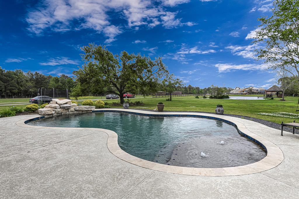 13845 Boudreaux Road #A, Tomball, Texas image 37