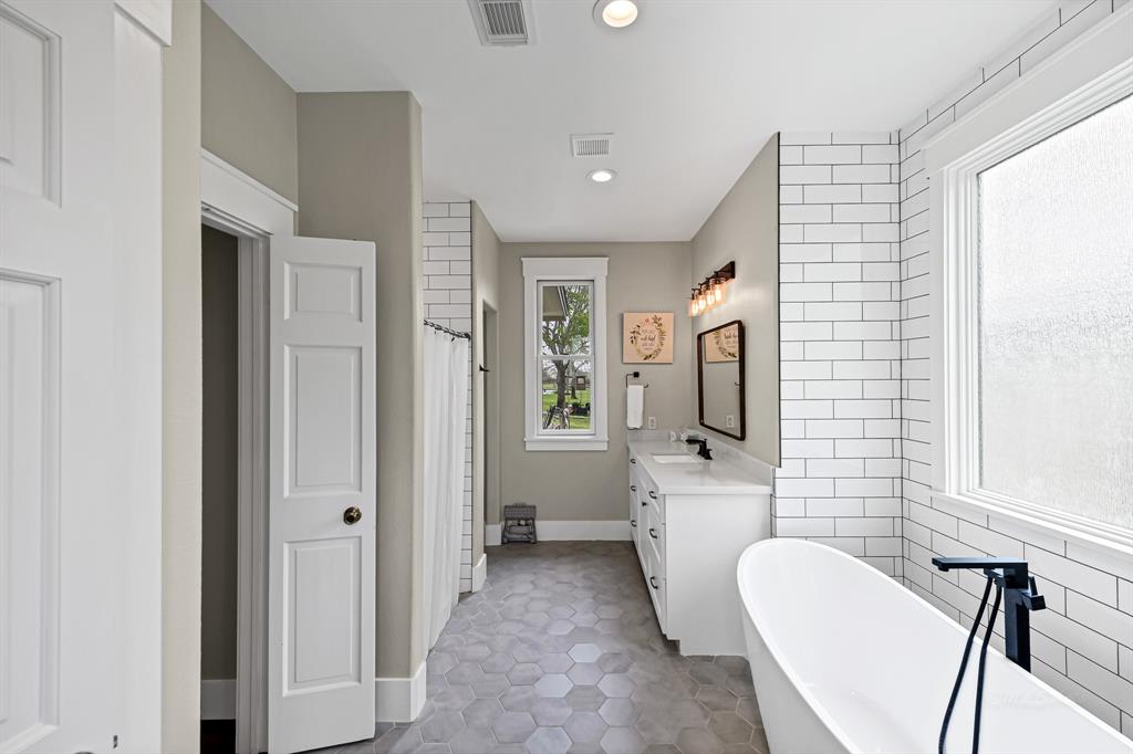 13845 Boudreaux Road #A, Tomball, Texas image 20