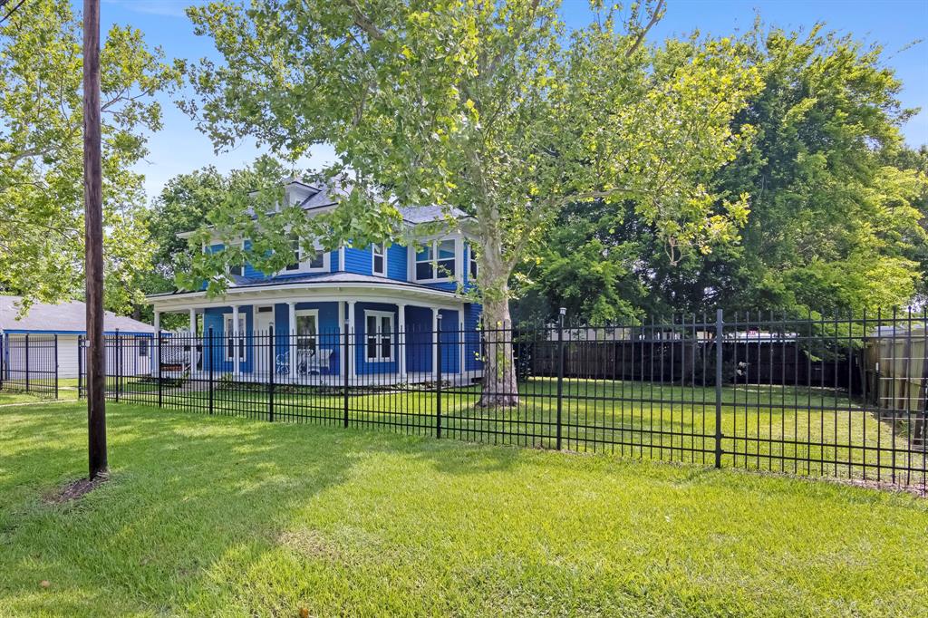 1200 4th Street, Palacios, Texas image 2