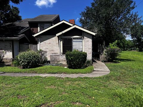 8494 Dairy View Lane Houston TX 77072