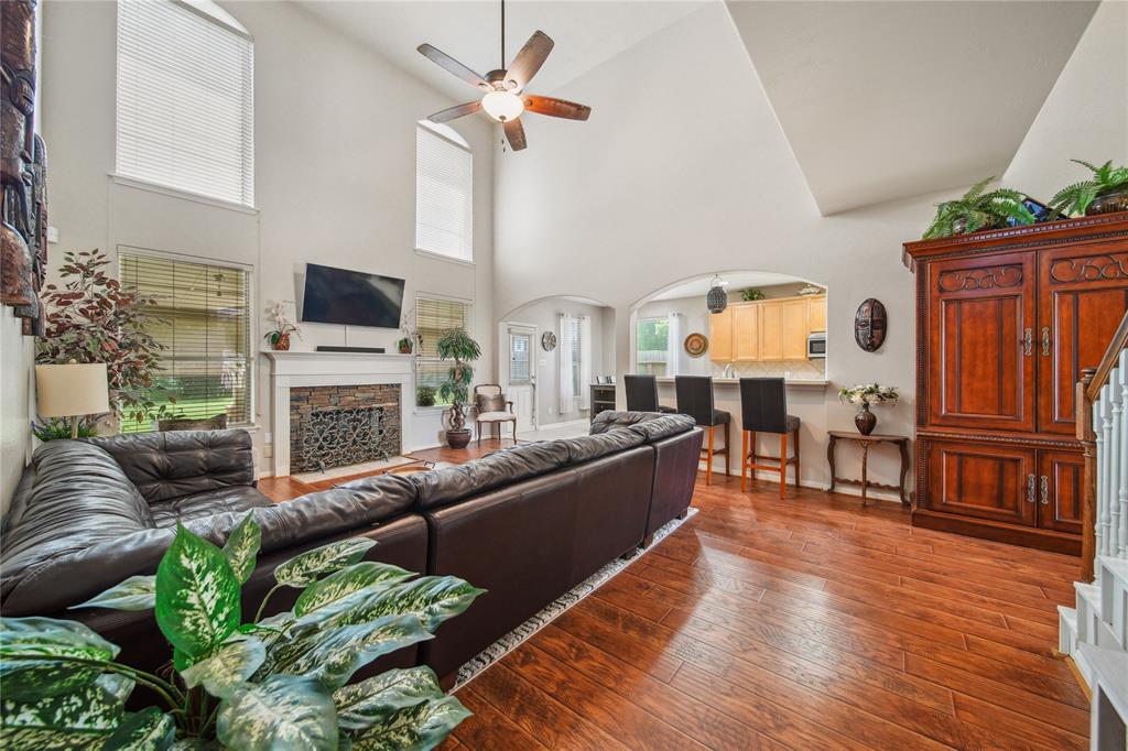 12123 Sandy Stream Drive, Tomball, Texas image 9