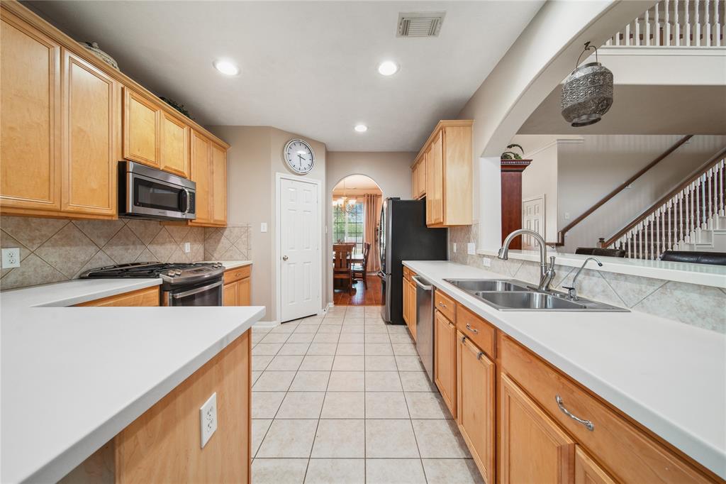 12123 Sandy Stream Drive, Tomball, Texas image 13