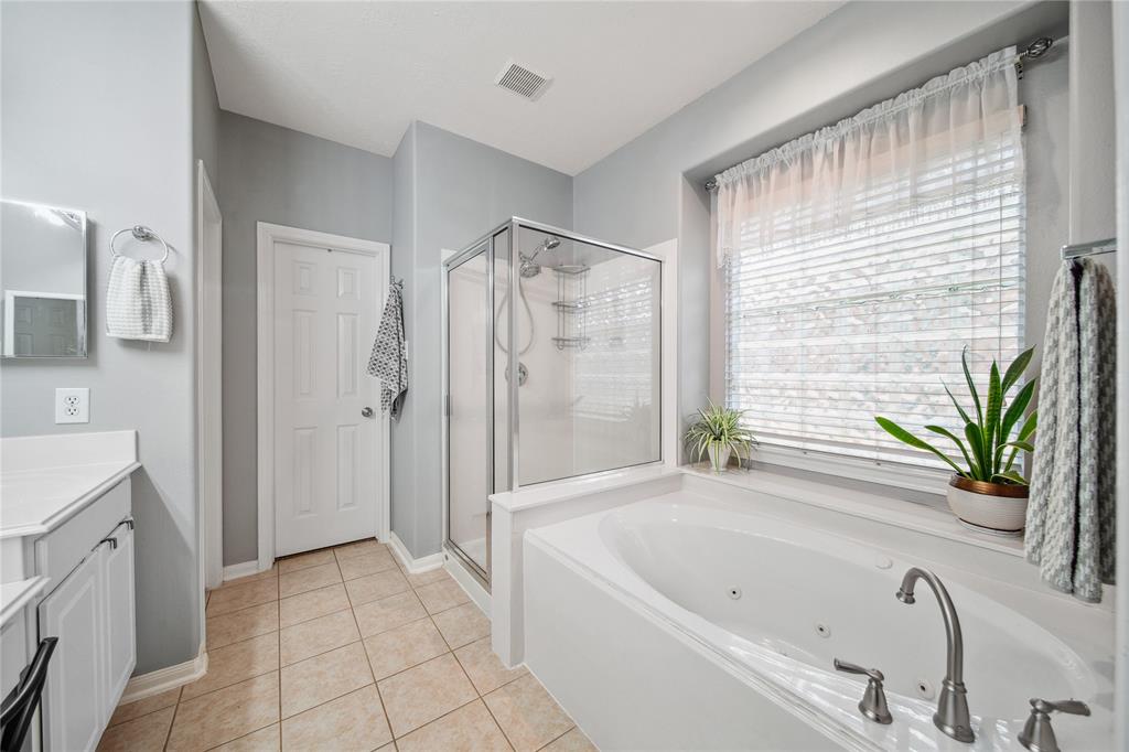 12123 Sandy Stream Drive, Tomball, Texas image 16