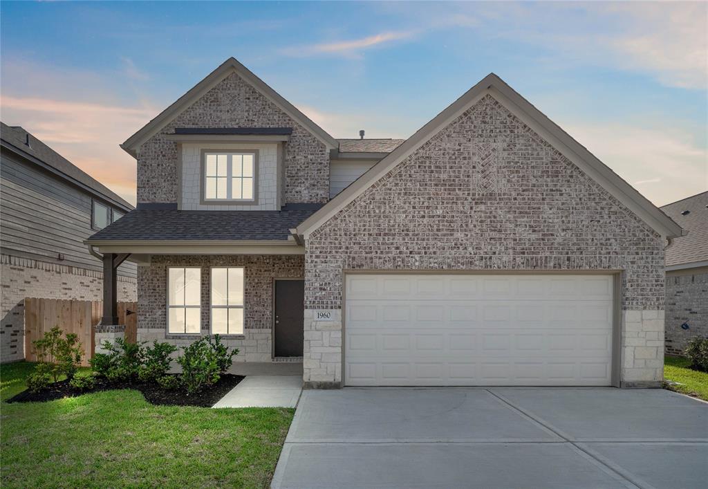 1960 Scarlet Yaupon Way, Conroe, Texas image 1