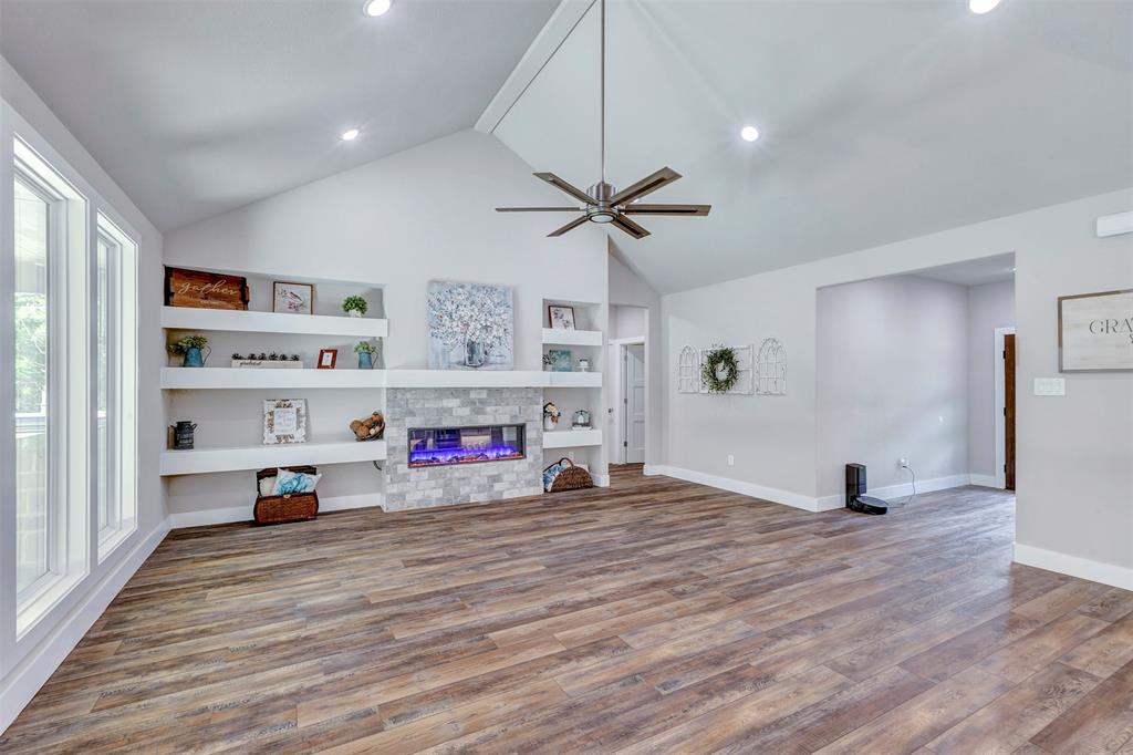 17591 Derby Drive, Waller, Texas image 8