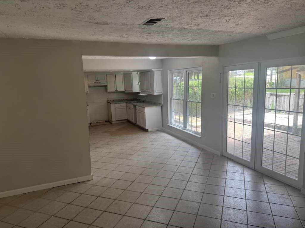 12690 Ridgecrest Drive