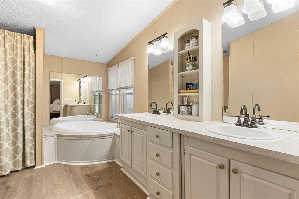 16407 Towering Oaks Trail, Magnolia, Texas image 20