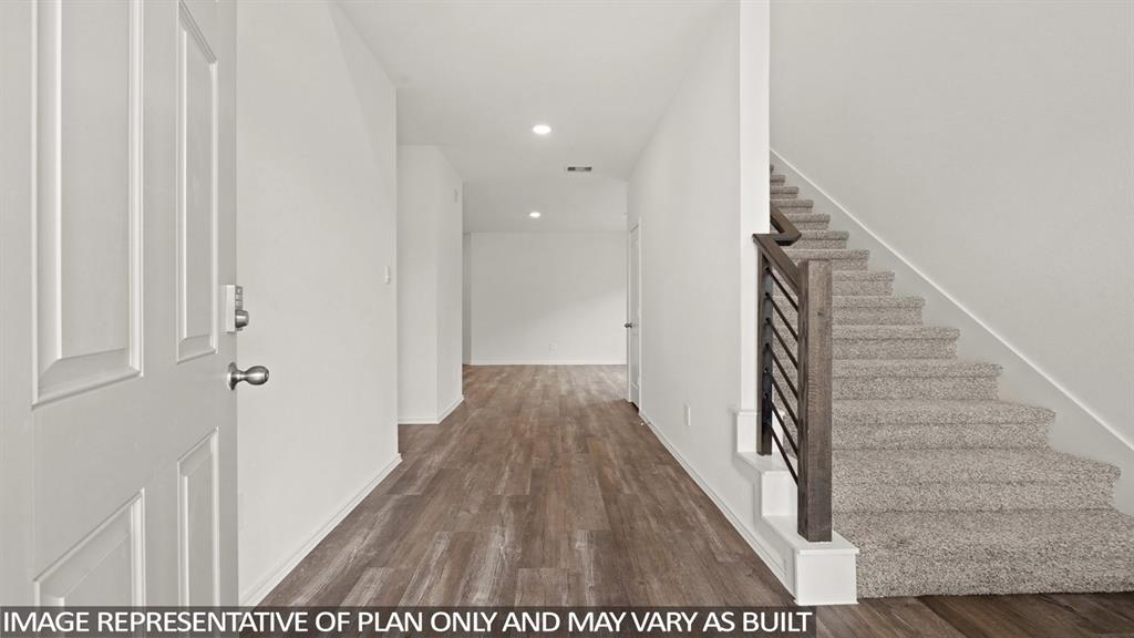 21907 Naples Hill Court, Hockley, Texas image 2