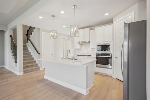 Photo of 213 Raine Manor Court, Montgomery, TX 77316 (MLS # 71869974)