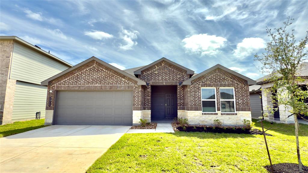 24711 Shallow Cedar Lane, Magnolia, Texas image 1