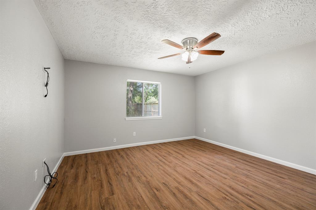 16734 Bonnie Sean Drive, Spring, Texas image 17