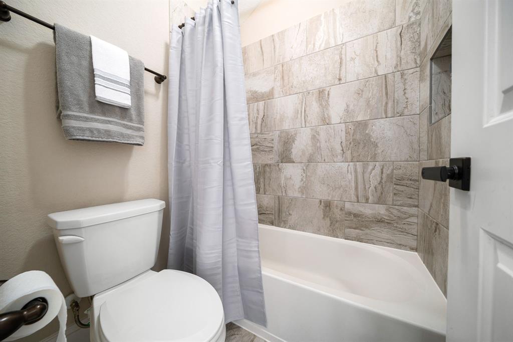 1832 Anna Way, Friendswood, Texas image 38