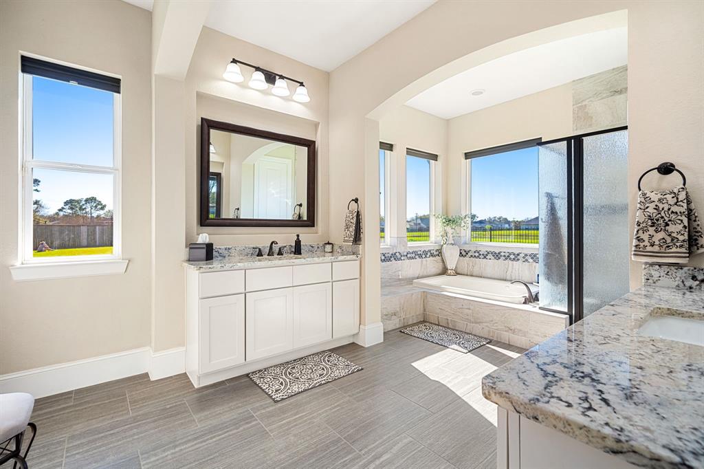 1832 Anna Way, Friendswood, Texas image 25