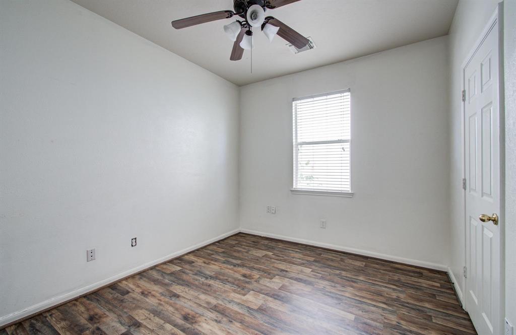 7547 Oakwood Canyon Drive, Cypress, Texas image 12