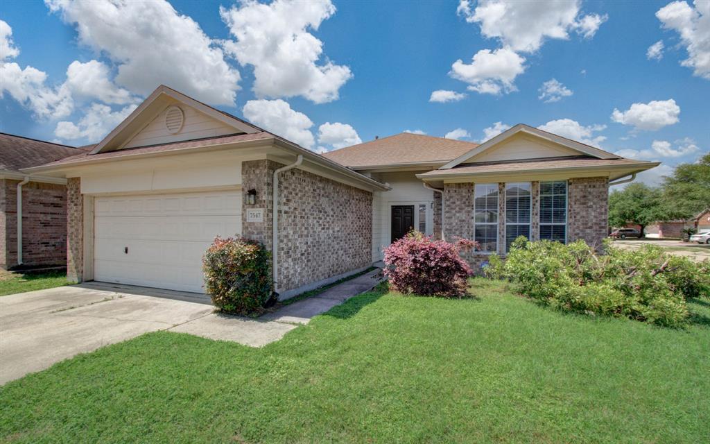 7547 Oakwood Canyon Drive, Cypress, Texas image 4