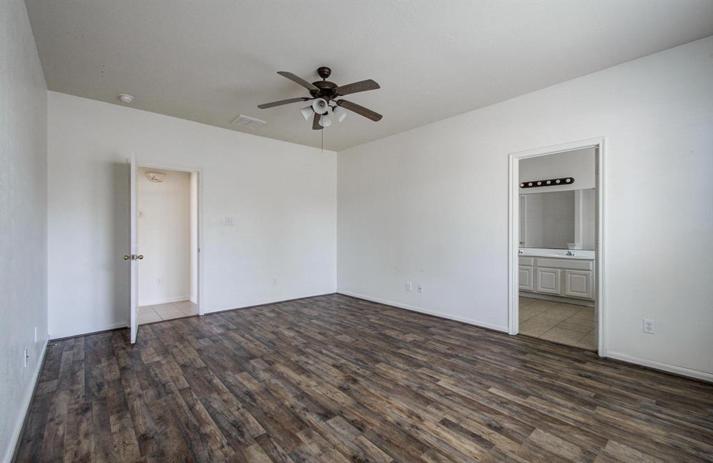 7547 Oakwood Canyon Drive, Cypress, Texas image 33