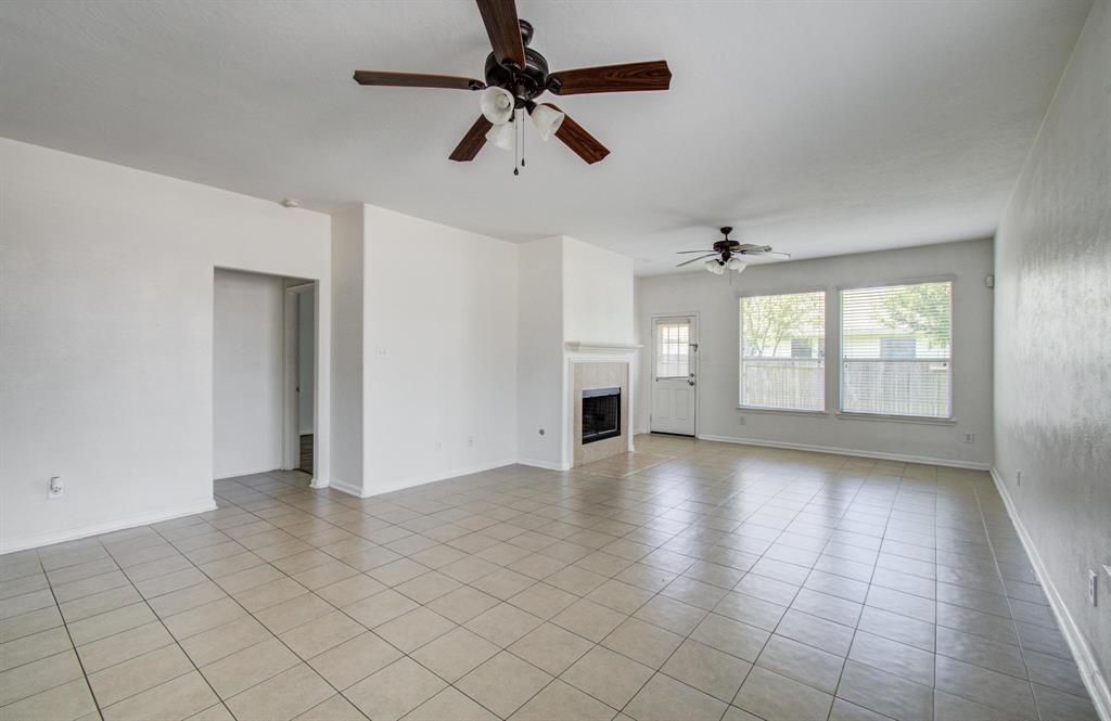 7547 Oakwood Canyon Drive, Cypress, Texas image 19