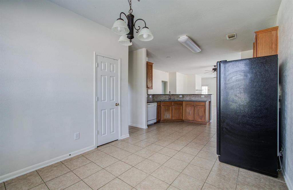 7547 Oakwood Canyon Drive, Cypress, Texas image 30