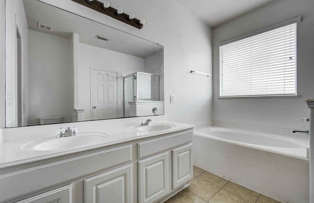 7547 Oakwood Canyon Drive, Cypress, Texas image 36