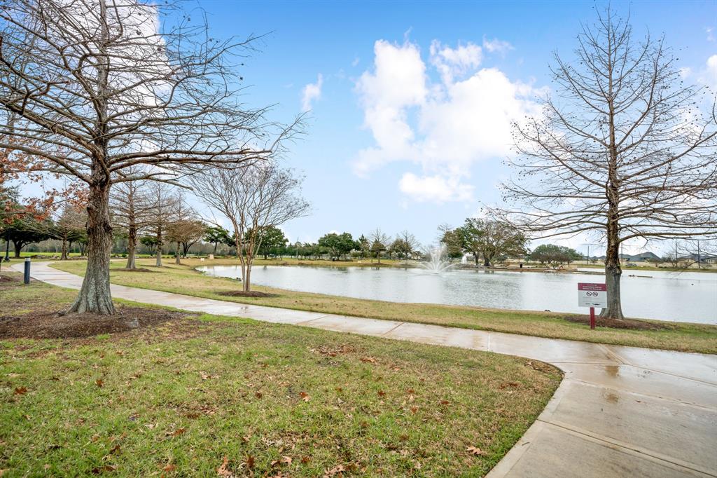 28523 Kinglet Pines Drive, Katy, Texas image 39