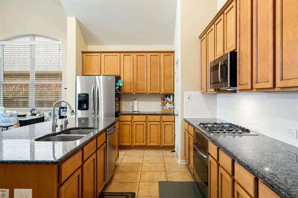 28523 Kinglet Pines Drive, Katy, Texas image 14