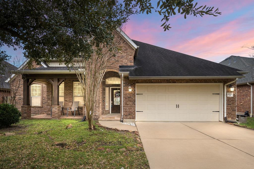 28523 Kinglet Pines Drive, Katy, Texas image 1