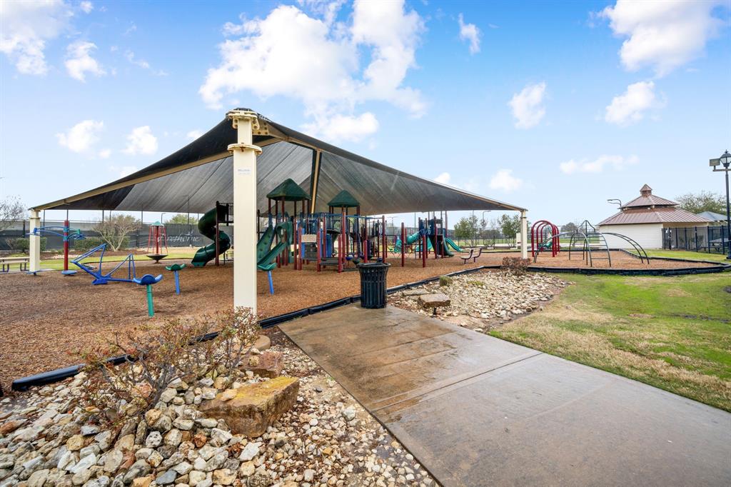 28523 Kinglet Pines Drive, Katy, Texas image 36
