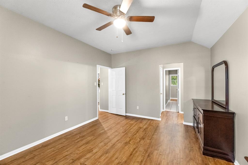 30631 Tealcrest Estates Drive, Spring, Texas image 28