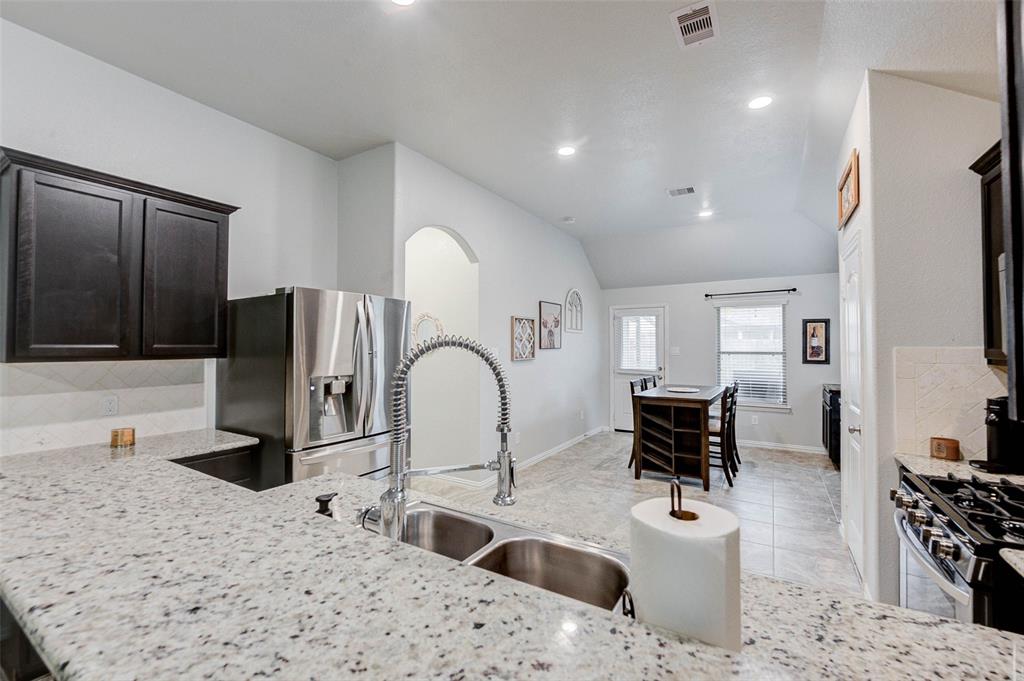16715 Peralta Bay Circle, Crosby, Texas image 11
