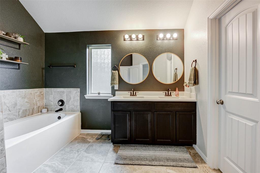 16715 Peralta Bay Circle, Crosby, Texas image 22