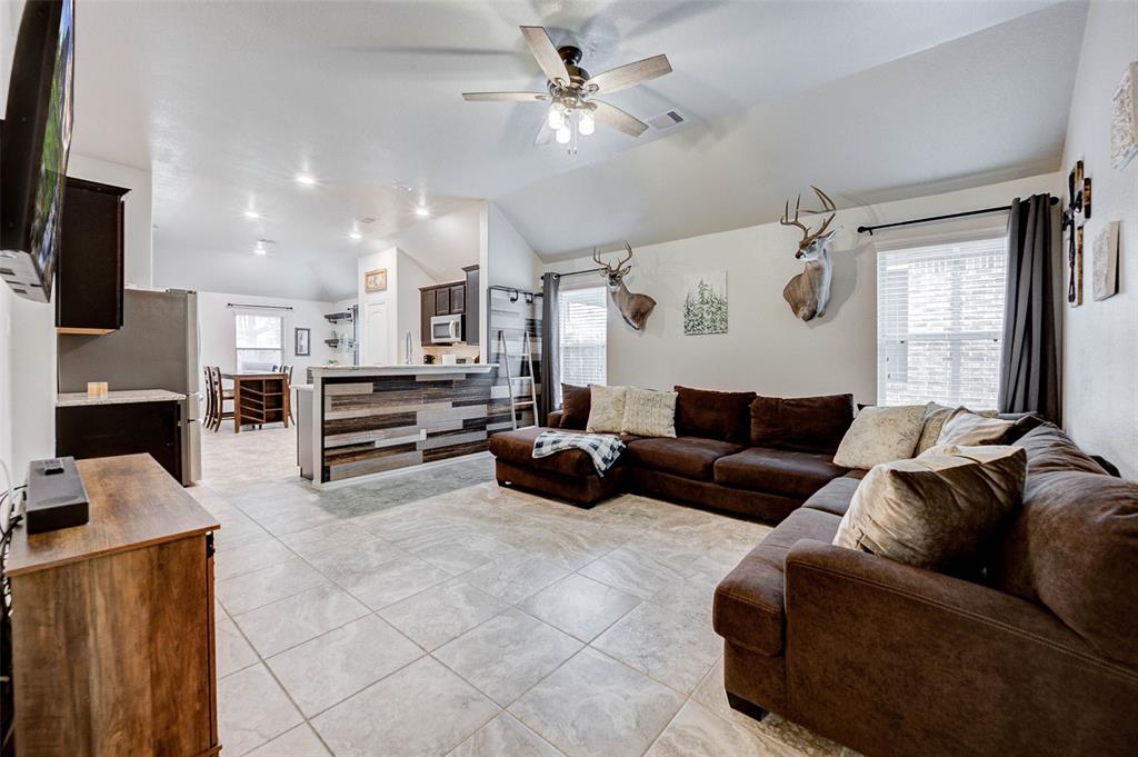 16715 Peralta Bay Circle, Crosby, Texas image 5