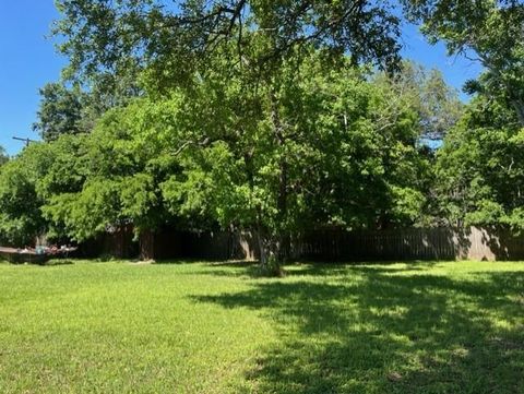 A home in Eagle Lake