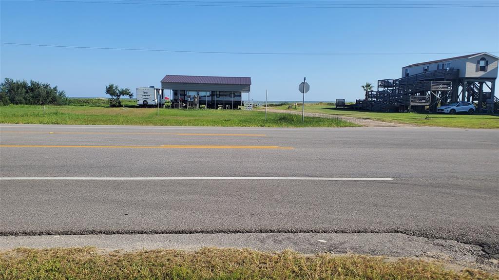 2179 Highway 87, Gilchrist, Texas image 2