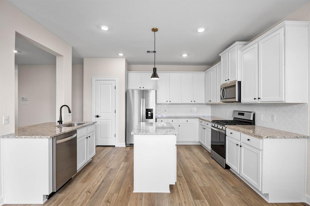 3031 Sunmoon Lane