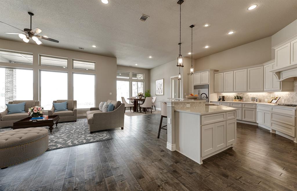 10714 Flamingo Feather Court, Cypress, Texas image 2