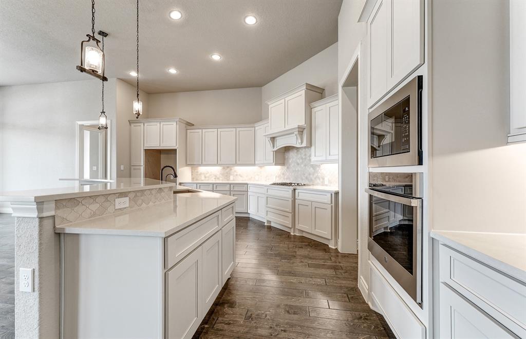 10714 Flamingo Feather Court, Cypress, Texas image 11